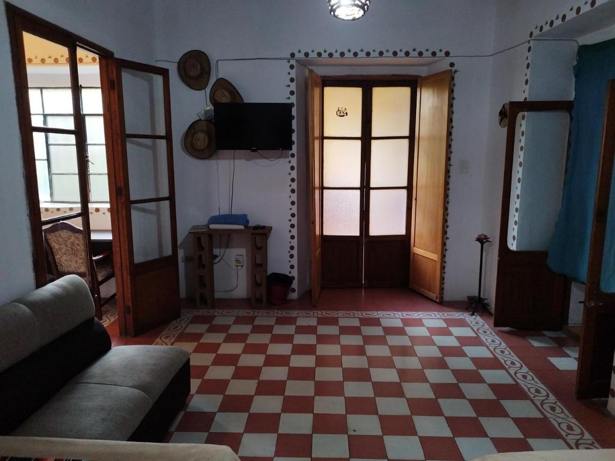 Cuarto Panchito ***Centro Histórico*** Apartamento Querétaro Exterior foto